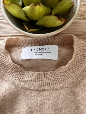 La Ligne Cashmere Sweater Beige Cream Stripe Crewneck Size M Soft Minimalist Coa
